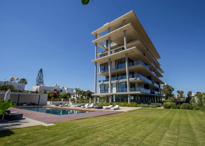 Shanti Tranquil Escapes * Paralimni